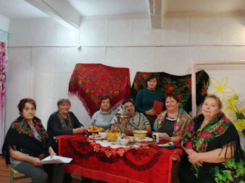 Октябрь – батюшка настал, Покров – праздник заиграл